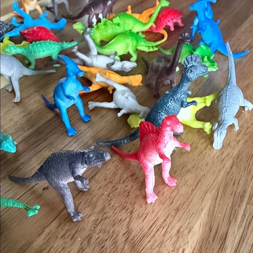Colorful Miniature Dinosaur Toy Set